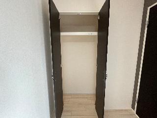 13/27 収納