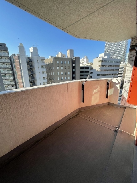 21/28 バルコニー