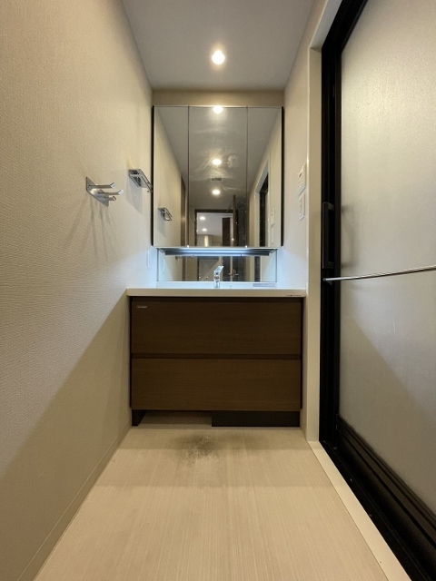 14/28 洗面