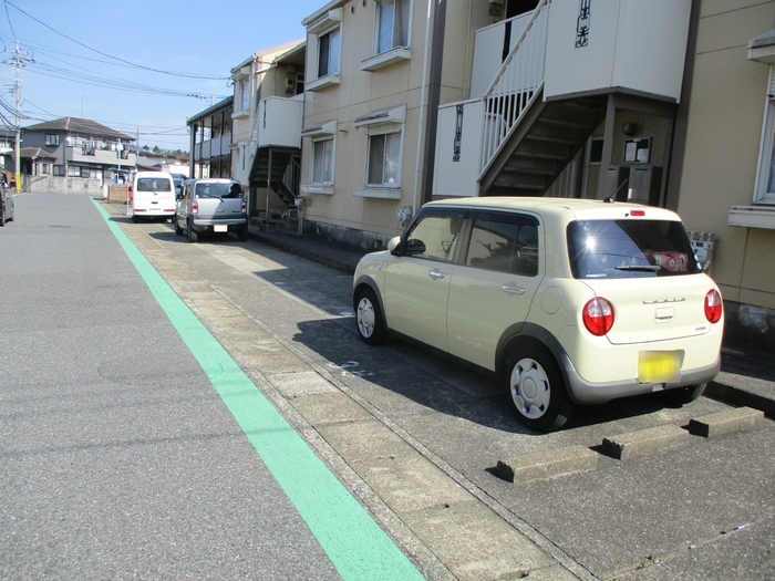 5/8 駐車場