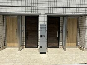 15/16 エントランス