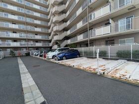 14/20 駐車場