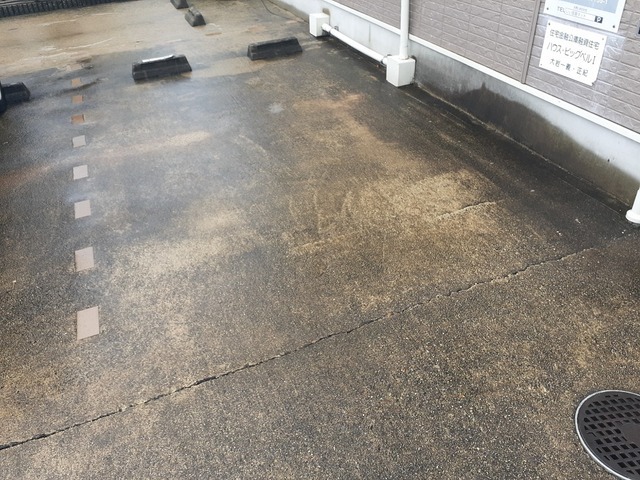 14/20 駐車場