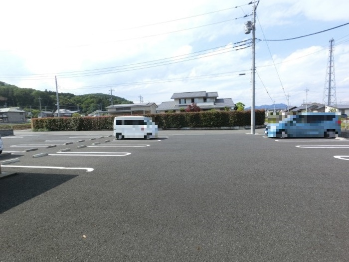 3/6 駐車場