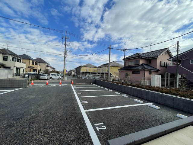 18/20 駐車場