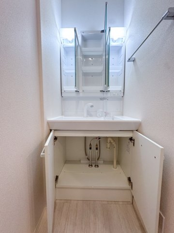 16/25 洗面