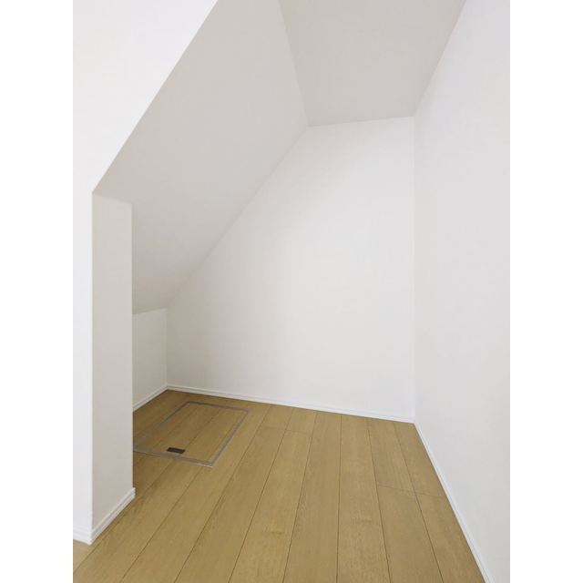16/21 室内