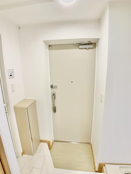 13/29 玄関