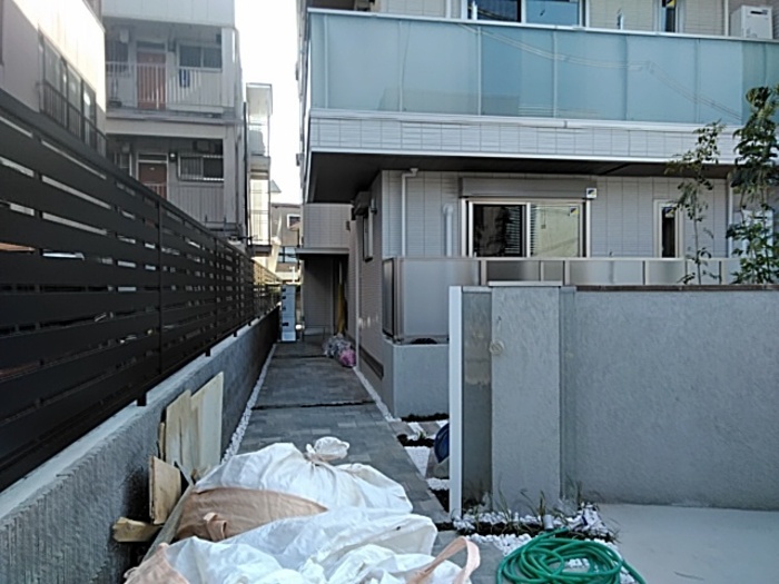 19/26 エントランス