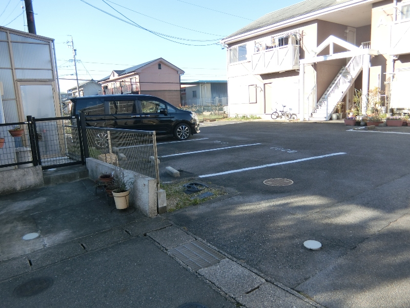 18/19 駐車場