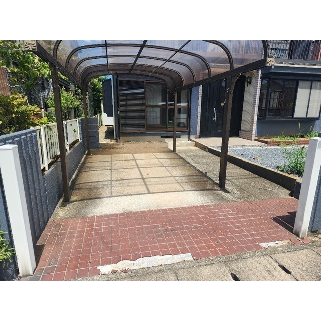 3/3 駐車場