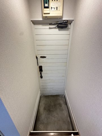 6/16 玄関