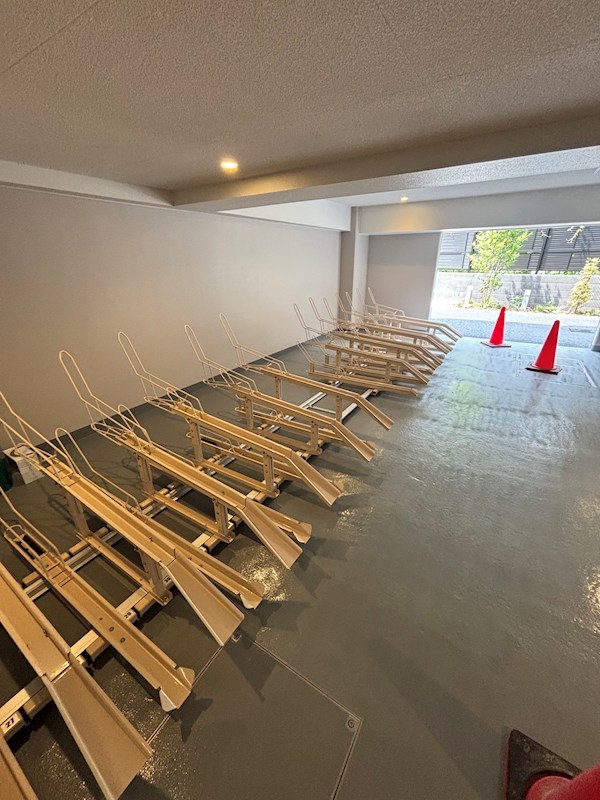 14/19 駐車場