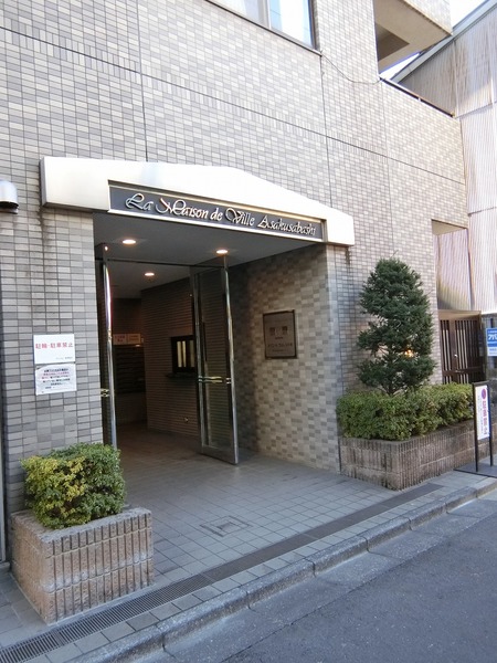 3/4 エントランス