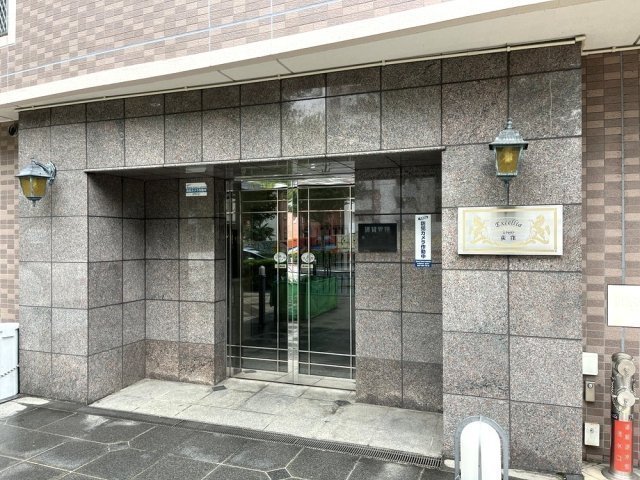 15/28 エントランス