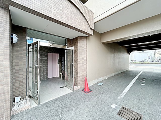 9/11 エントランス