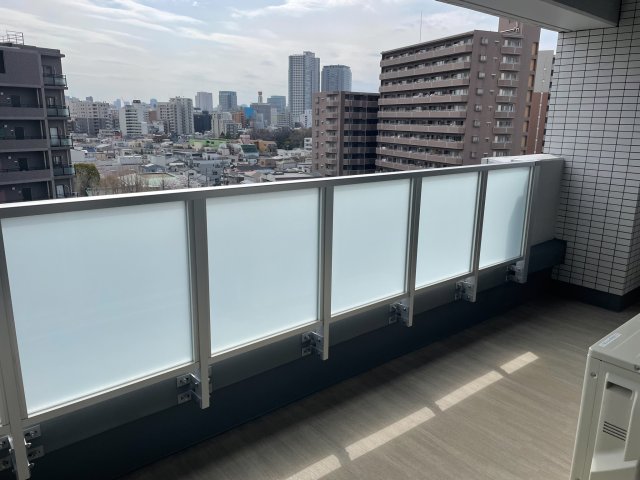 13/19 バルコニー