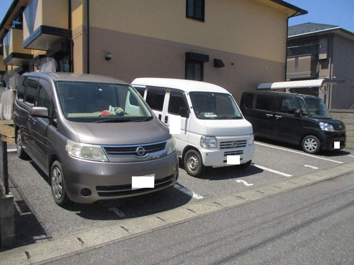 15/15 駐車場