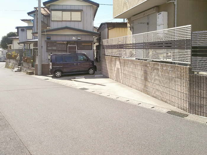20/20 駐車場