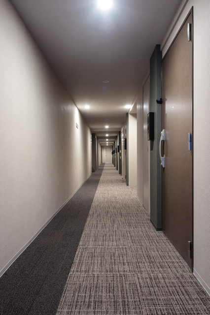 5/5 エントランス