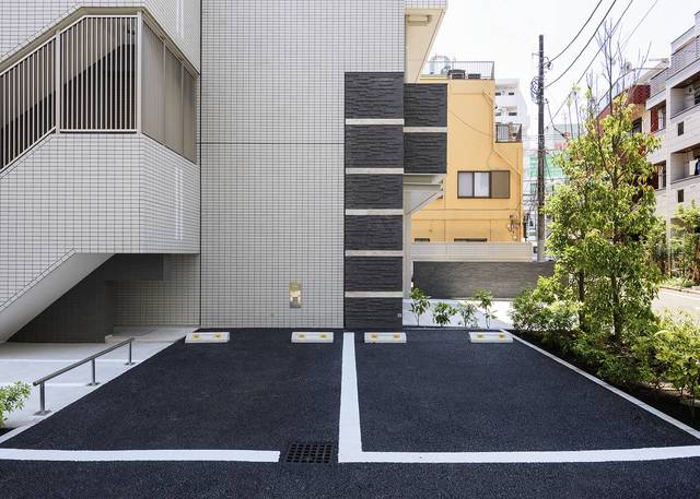 25/25 駐車場