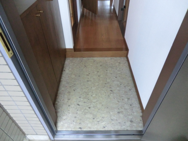 6/23 玄関