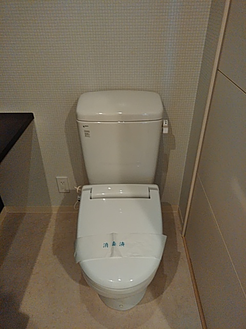 13/30 トイレ