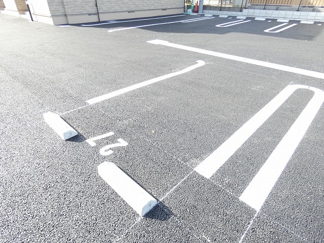 14/20 駐車場