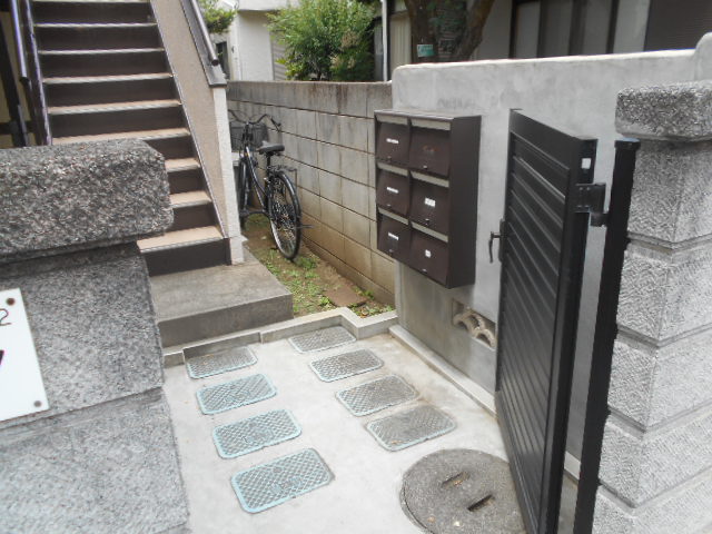 22/22 エントランス