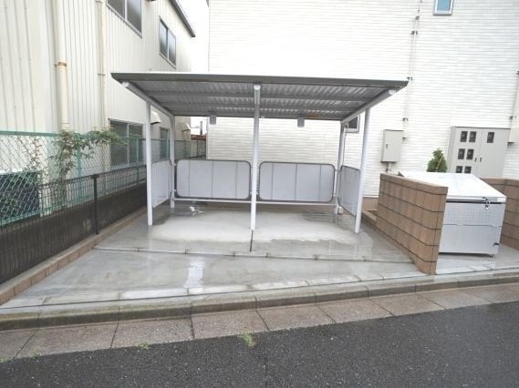 14/21 エントランス