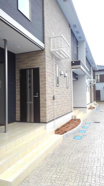 14/23 エントランス