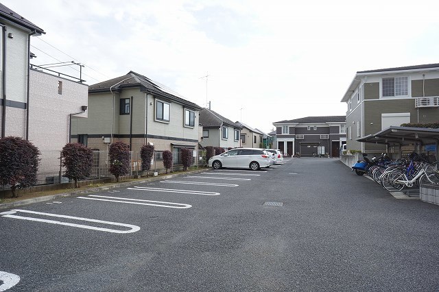 14/20 駐車場