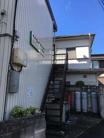 13/16 エントランス