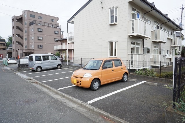 28/30 駐車場