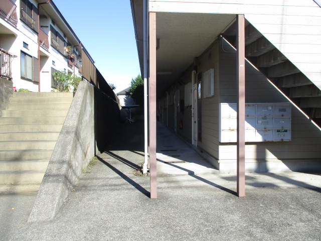 21/29 エントランス