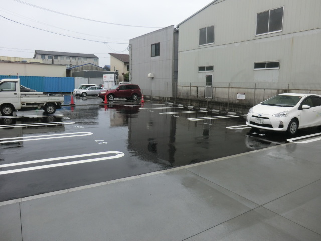 22/25 駐車場