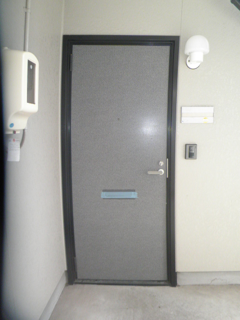 22/24 エントランス