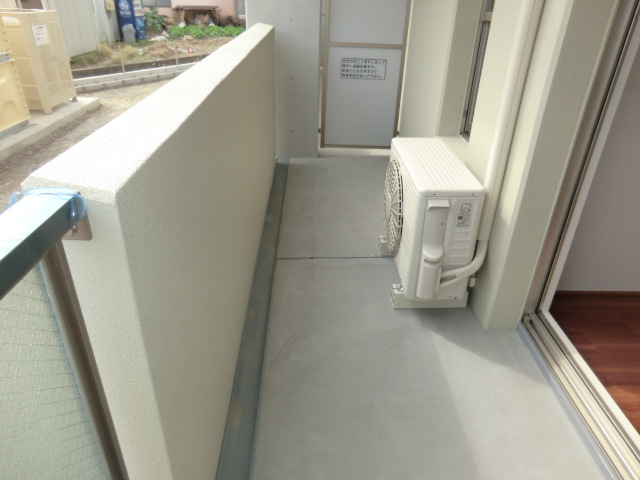 16/23 バルコニー