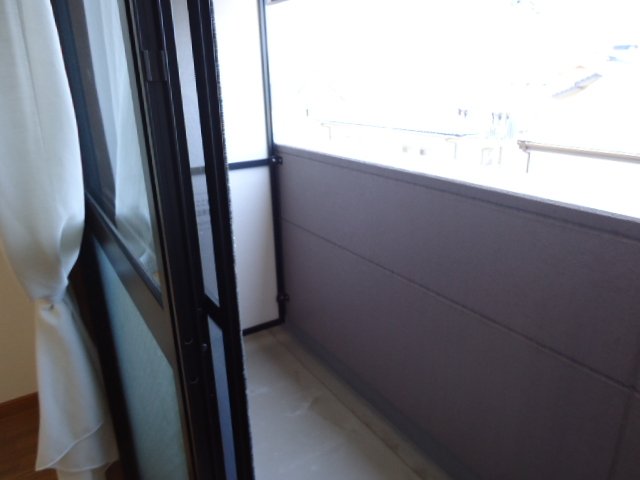 22/27 バルコニー