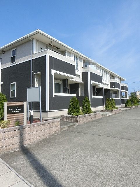 14/20 エントランス