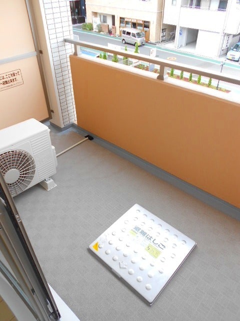 14/22 バルコニー