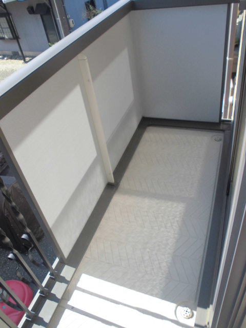 16/23 バルコニー