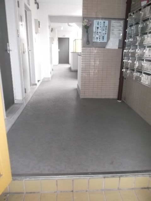 14/17 エントランス