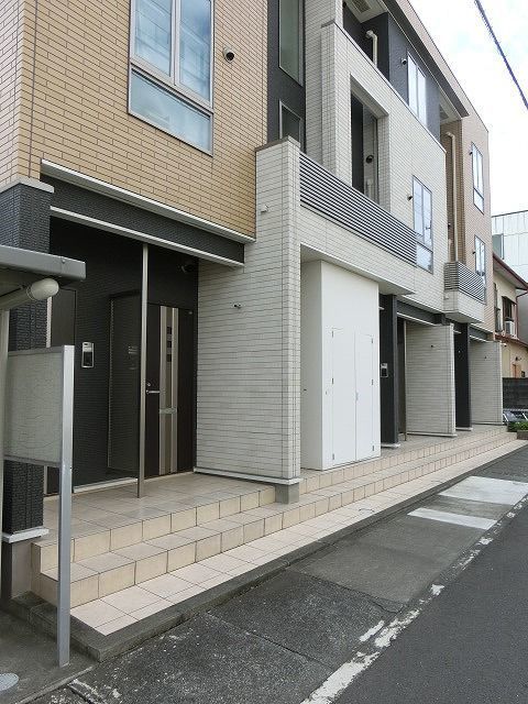 2/8 エントランス