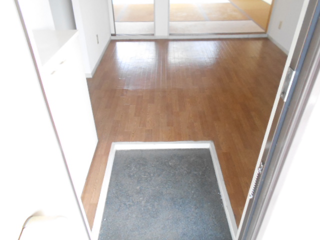 5/23 玄関