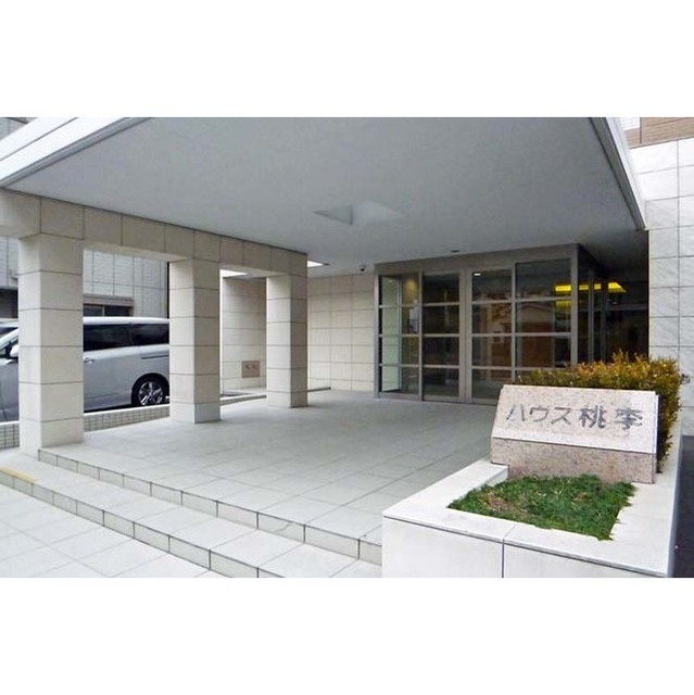 15/17 エントランス