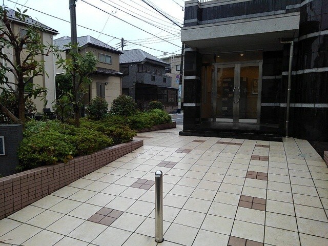 19/19 エントランス