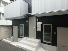 2/2 エントランス