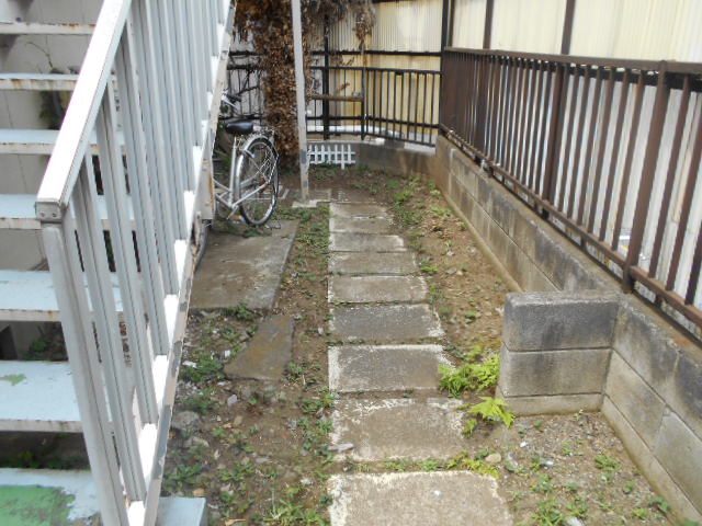 21/23 エントランス