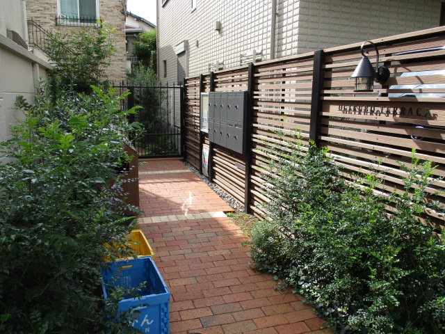 15/24 エントランス